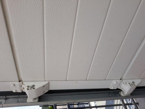 Brama garażowa segmentowa Jarmex z napędem DEA (Wymiar: 2260x5000mm)