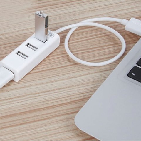 Hub 4x USB 2.0, Y-2146, 1x Lad.tel. biały Hub 4x USB 2.0, Y-2146, 1x Lad.tel. biały