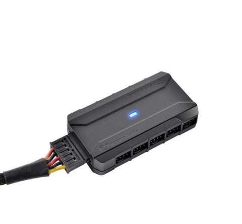 Commander FP - 10 Port Hub for PWM Fans Commander FP - 10 Port Hub for PWM Fans