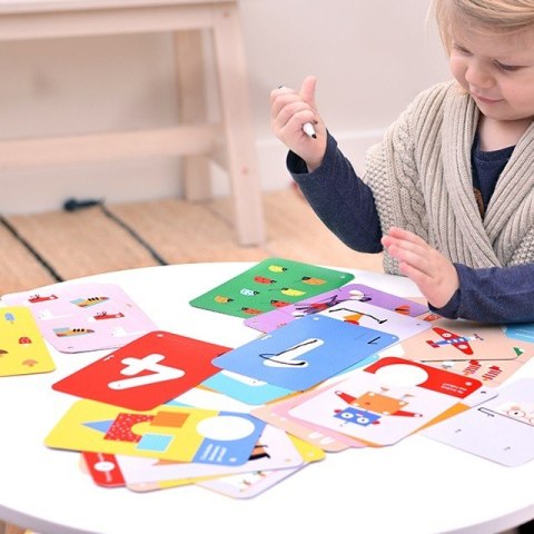 Zestaw edukacyjny Poznaję cyfry Zabawy edukacyjne z pisakiem zmazywakiem Zestaw edukacyjny Poznaję cyfry Zabawy edukacyjne z pisakiem zmazywakiem