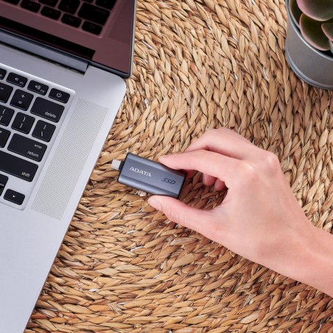 Adata Zewnętrzny dysk SSD SC750 2000G USB3.2C 1050/1000 MB/s